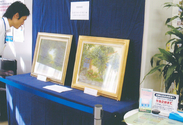 豊川信用金庫３店舗でロビー展