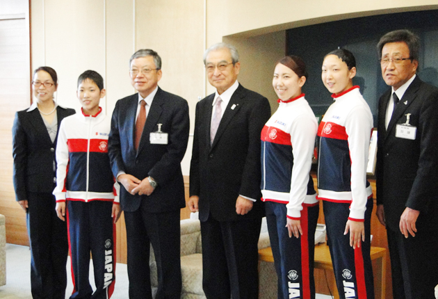 世界エアロビ選手権に出場 東日新聞 世界エアロビ選手権に出場 東日新聞