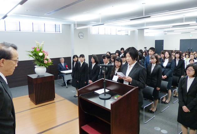 東三河看護専門学校で入学式 東日新聞 東三河看護専門学校で入学式 東日新聞