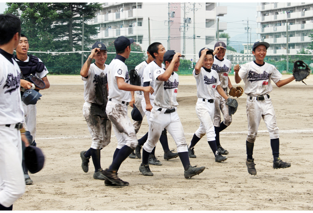 部員９人戦う新城東 最後の挑戦 東日新聞