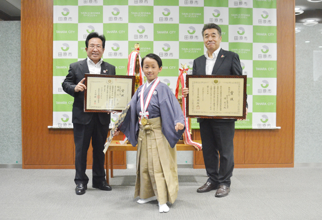 剣舞に続き詩舞でも全国優勝