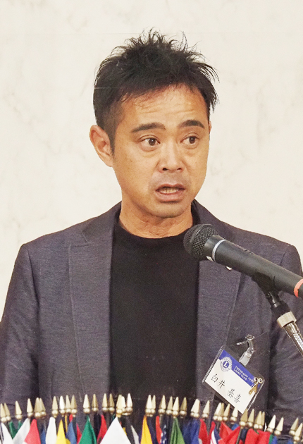奉仕活動の意義など語る