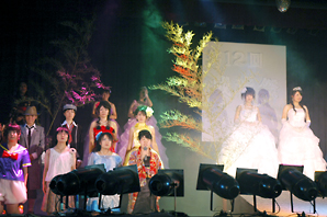 成章高校で文化祭 本格的ファッションショー 万華鏡 など大盛況 東日新聞